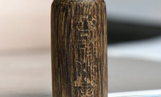 阴沉木与沉香：木中双璧，各绽华光